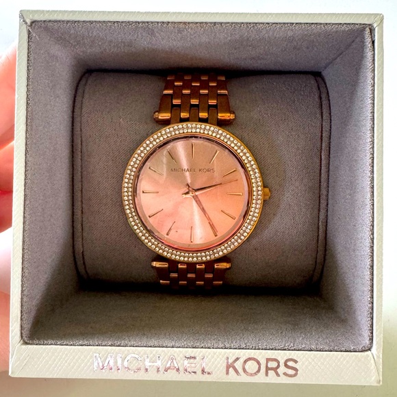 Michael Kors MK-3192 Rose Gold-Tone Darci Stone Analog Wristwatch - Picture 2 of 6